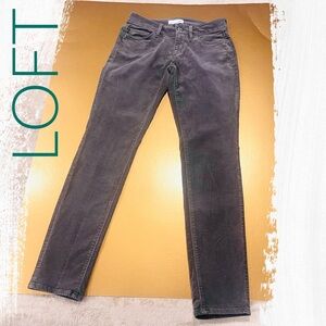 LOFT Curvy Skinny Warm Grey Corduroy Pants Size 25/0